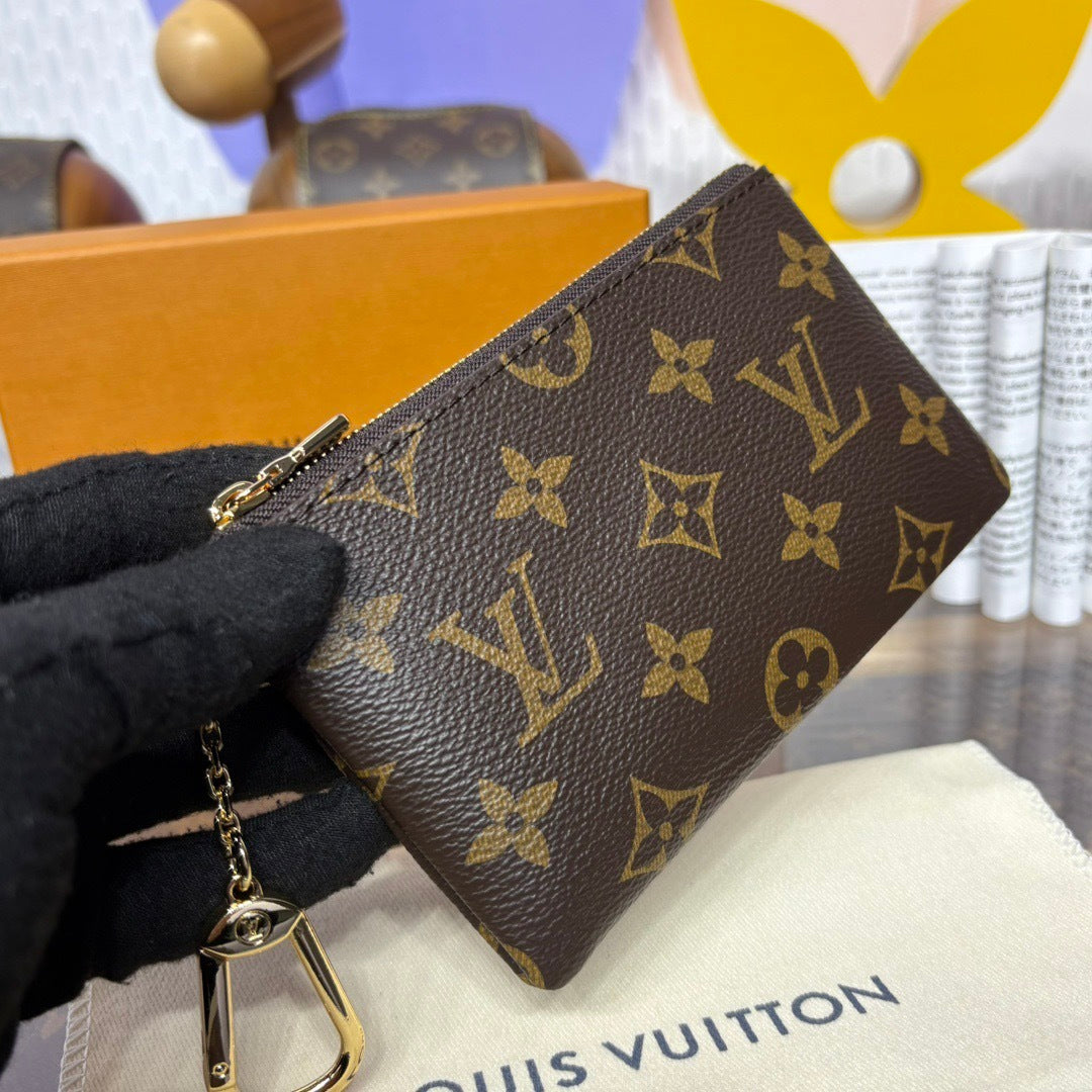 Zipped Pouch