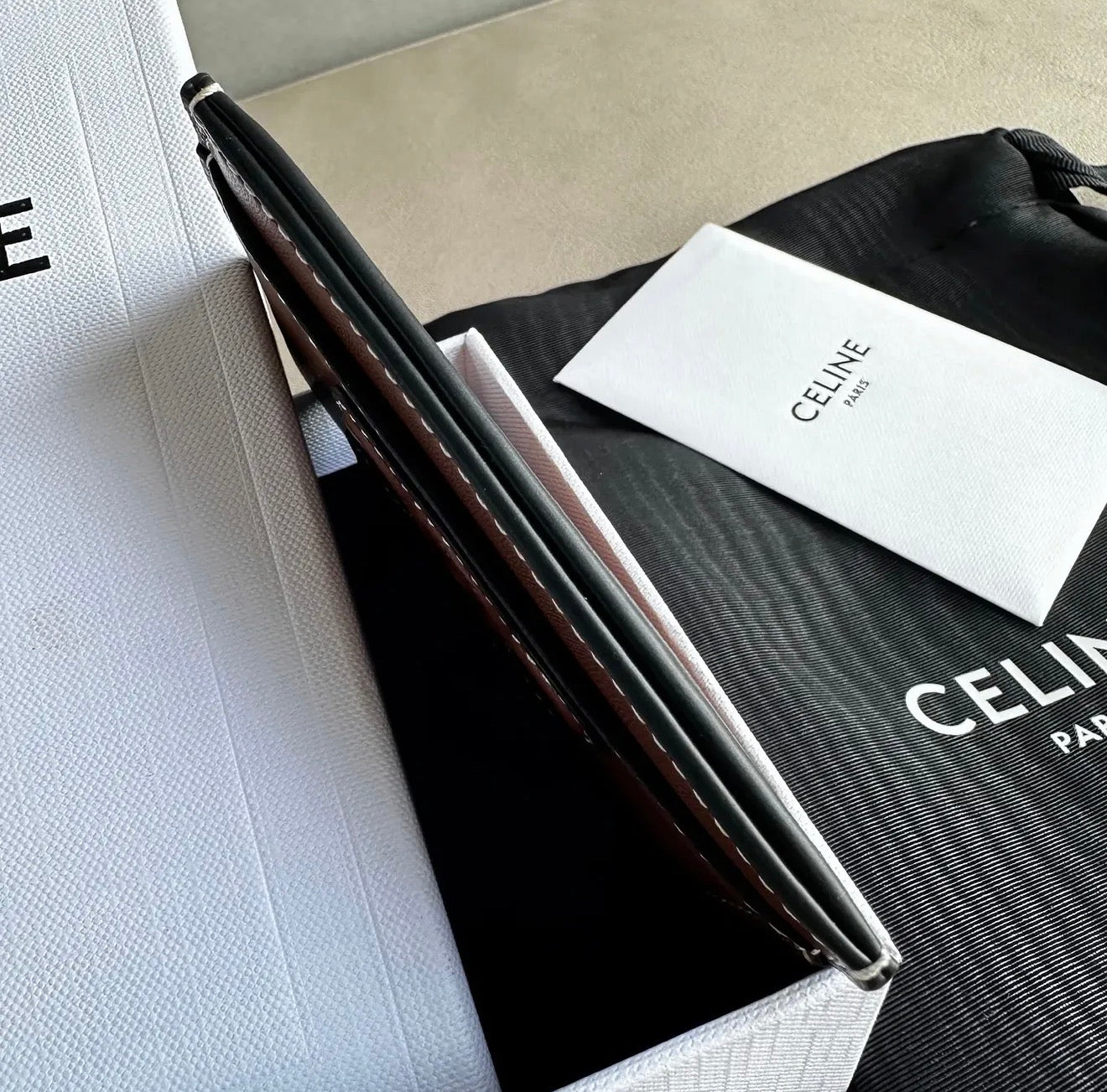 Triomphe Card Holder