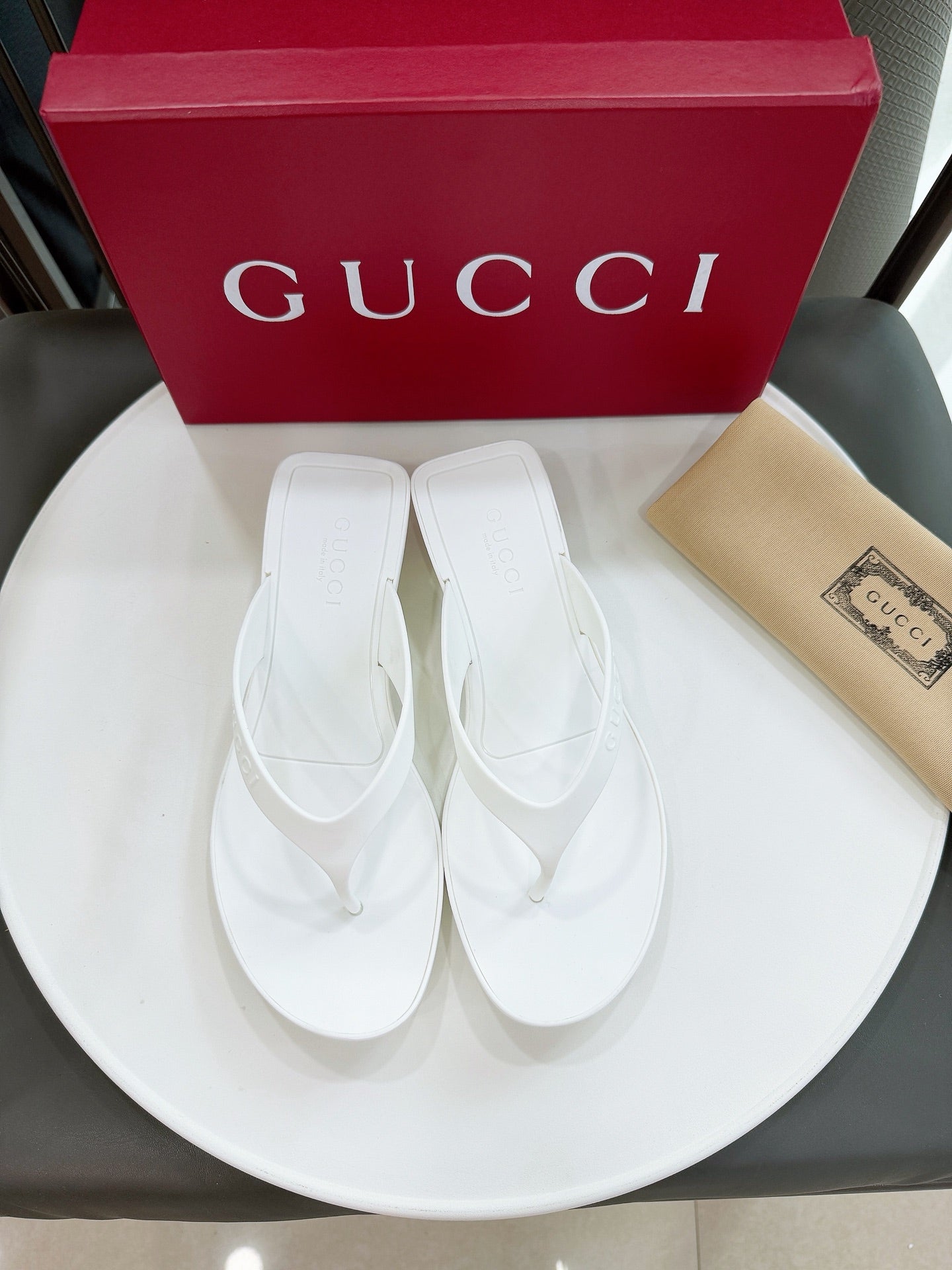 GG Sandals