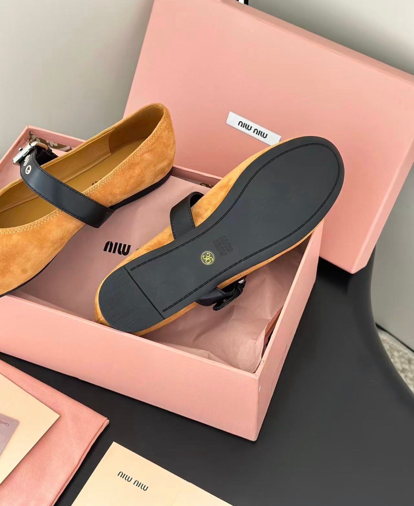 Suede Pumps