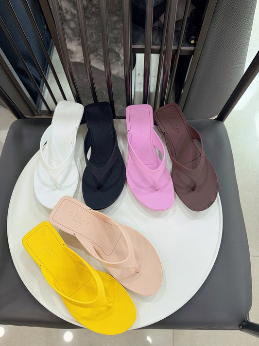 GG Sandals