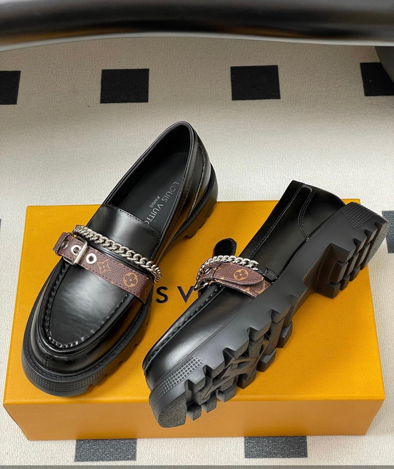District Loafers