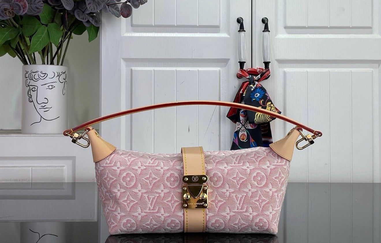Pochette Mia