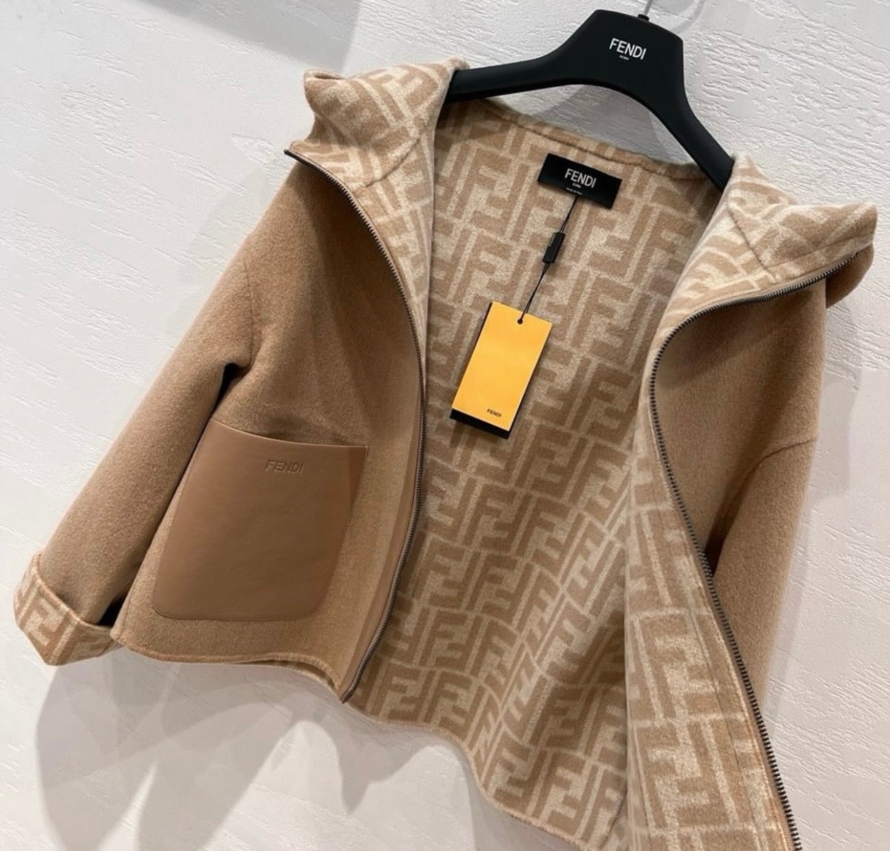 Logo Jacket