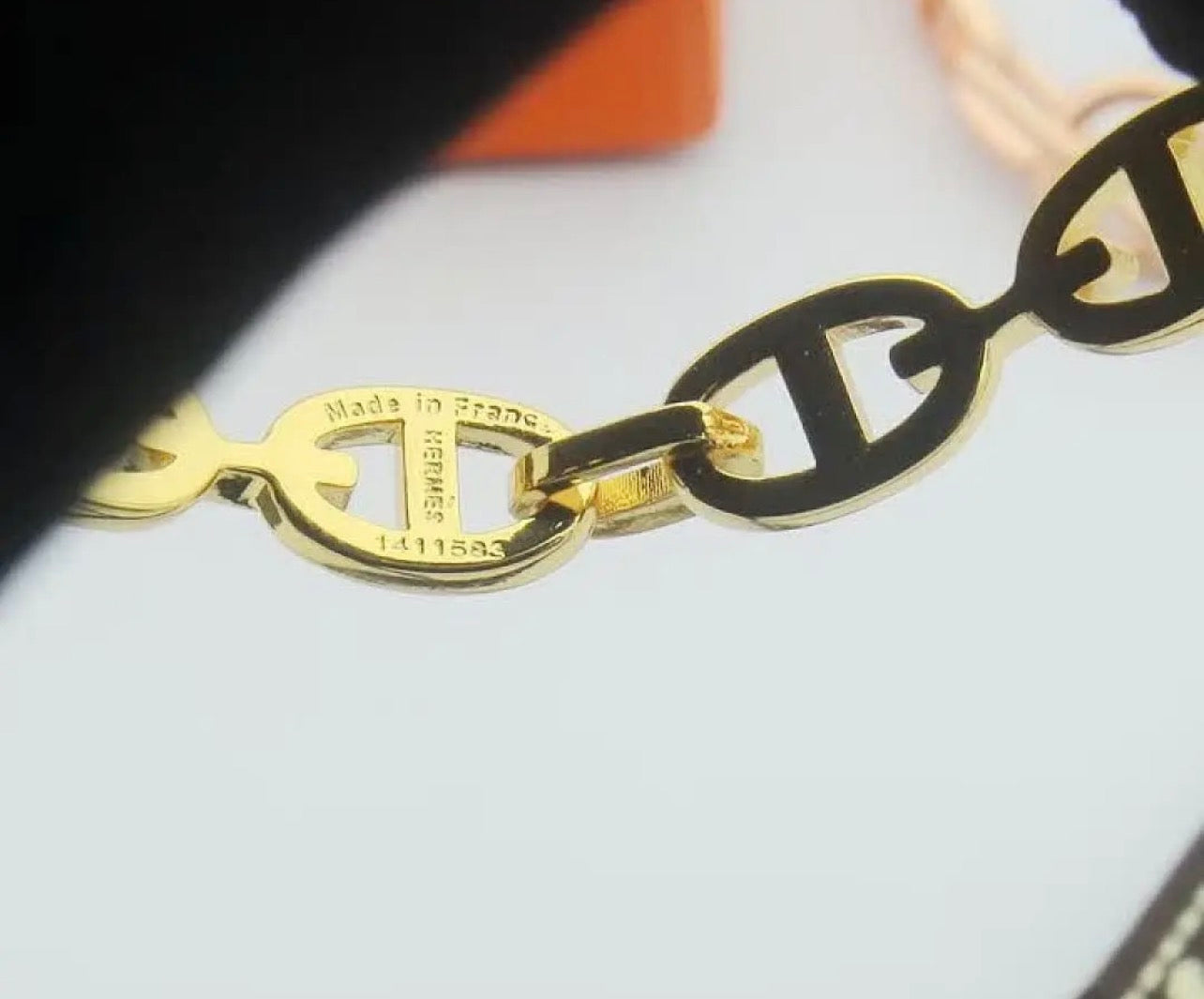 Enchainee Bracelet