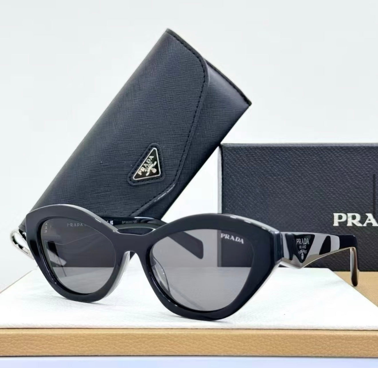 Logo Sunglasses