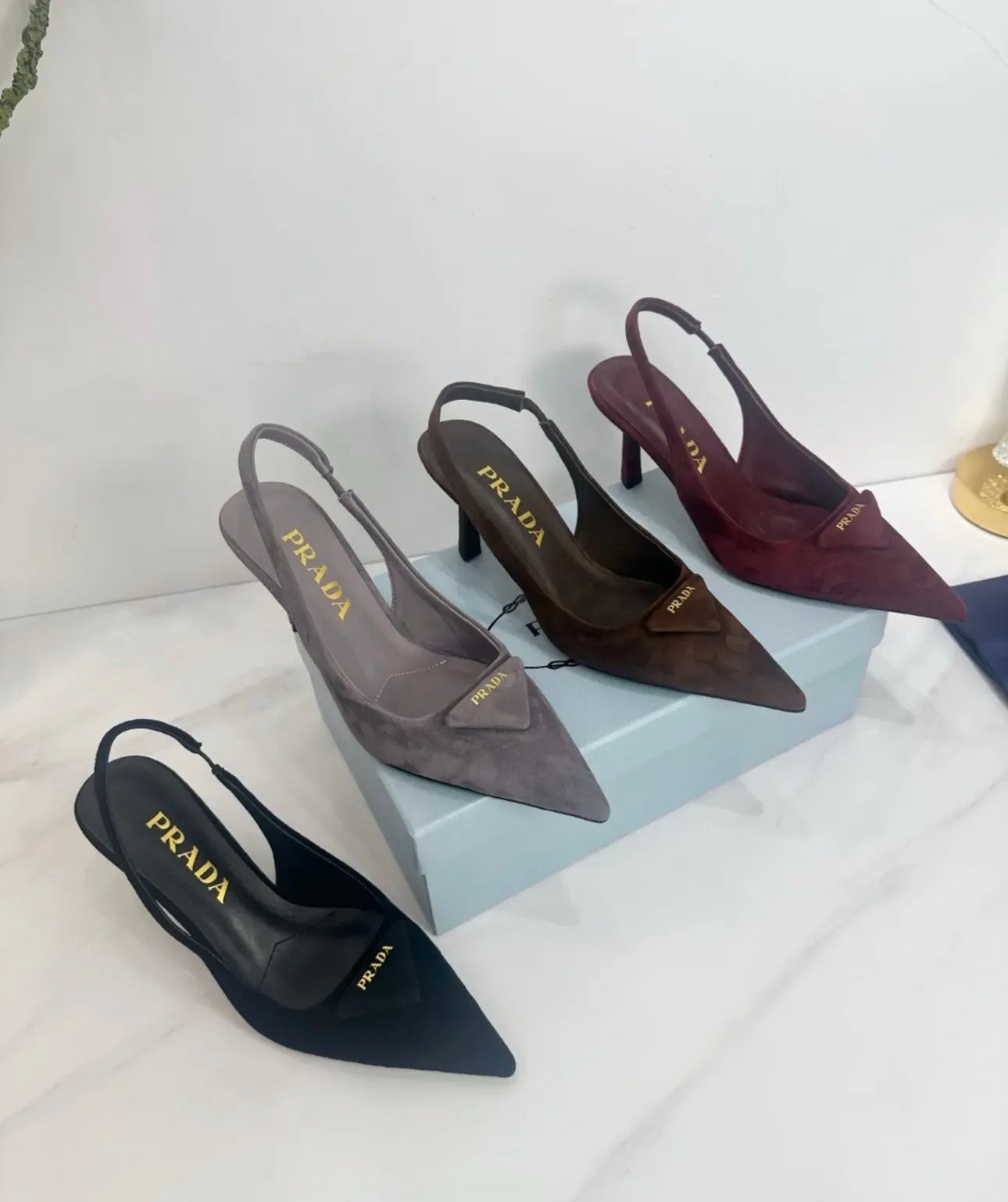 Suede Pumps