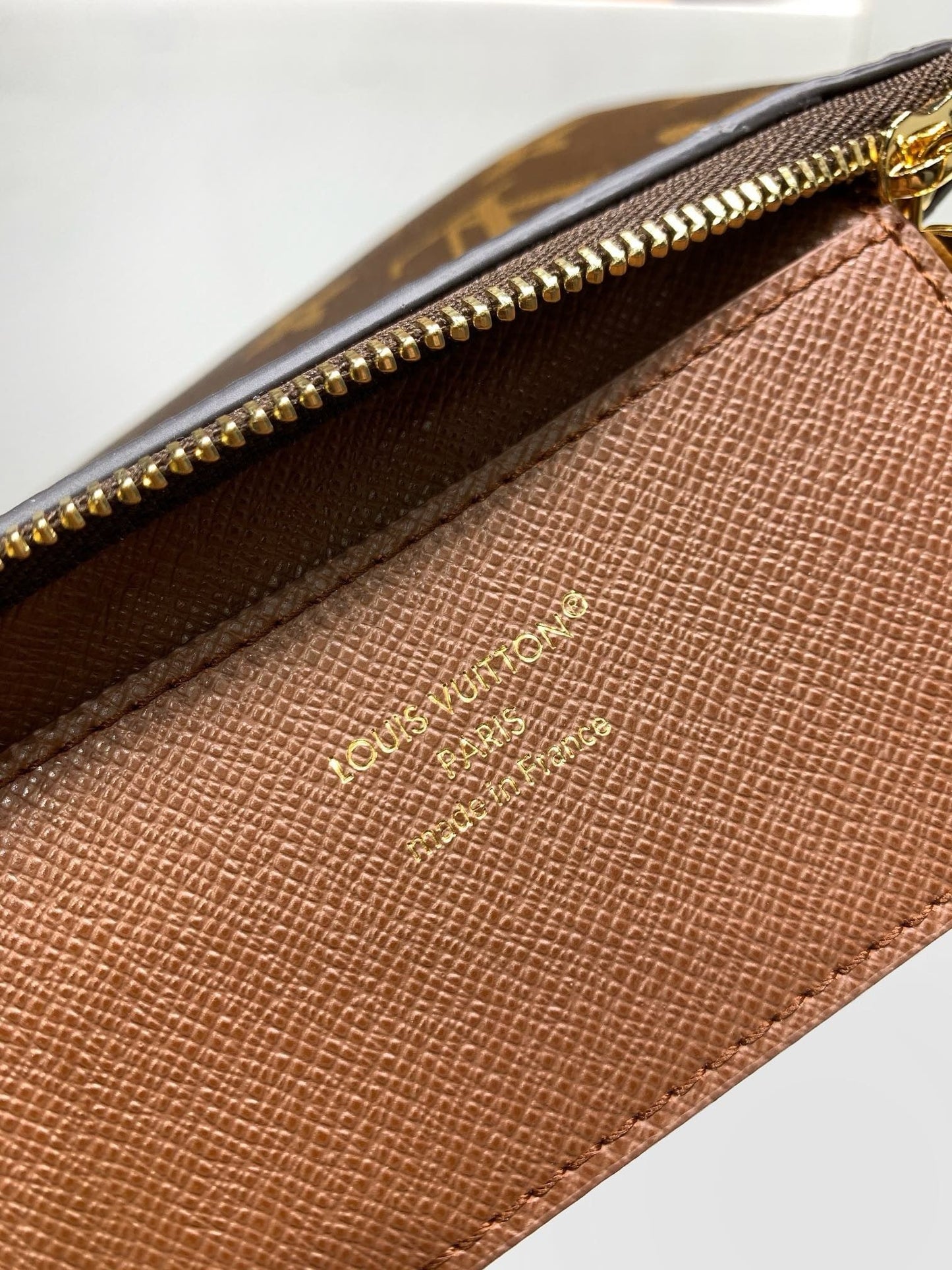 Cles Mini Pochette