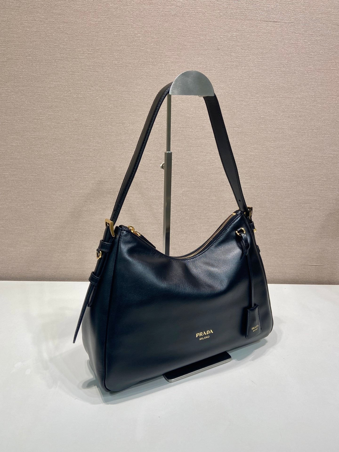 Aimee Medium Shoulder Bag