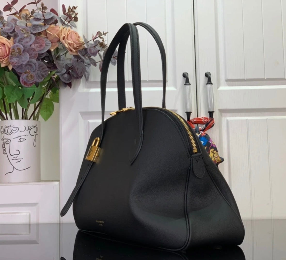 Low Key Tote