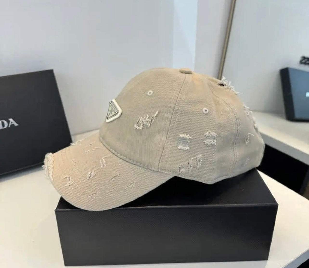 Logo Cap