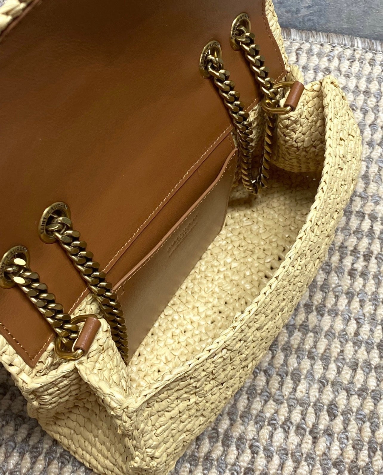 Loulou Raffia