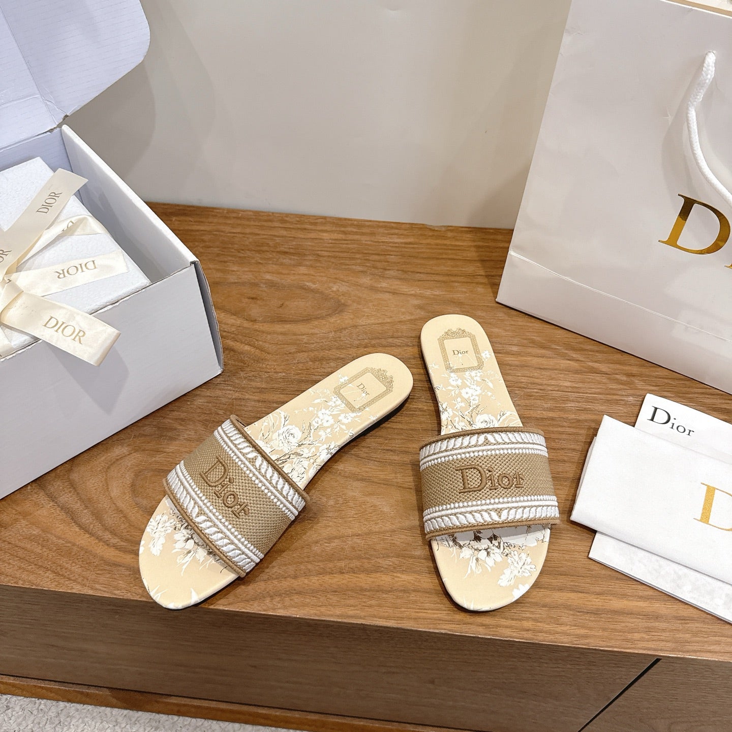 Dway Mules