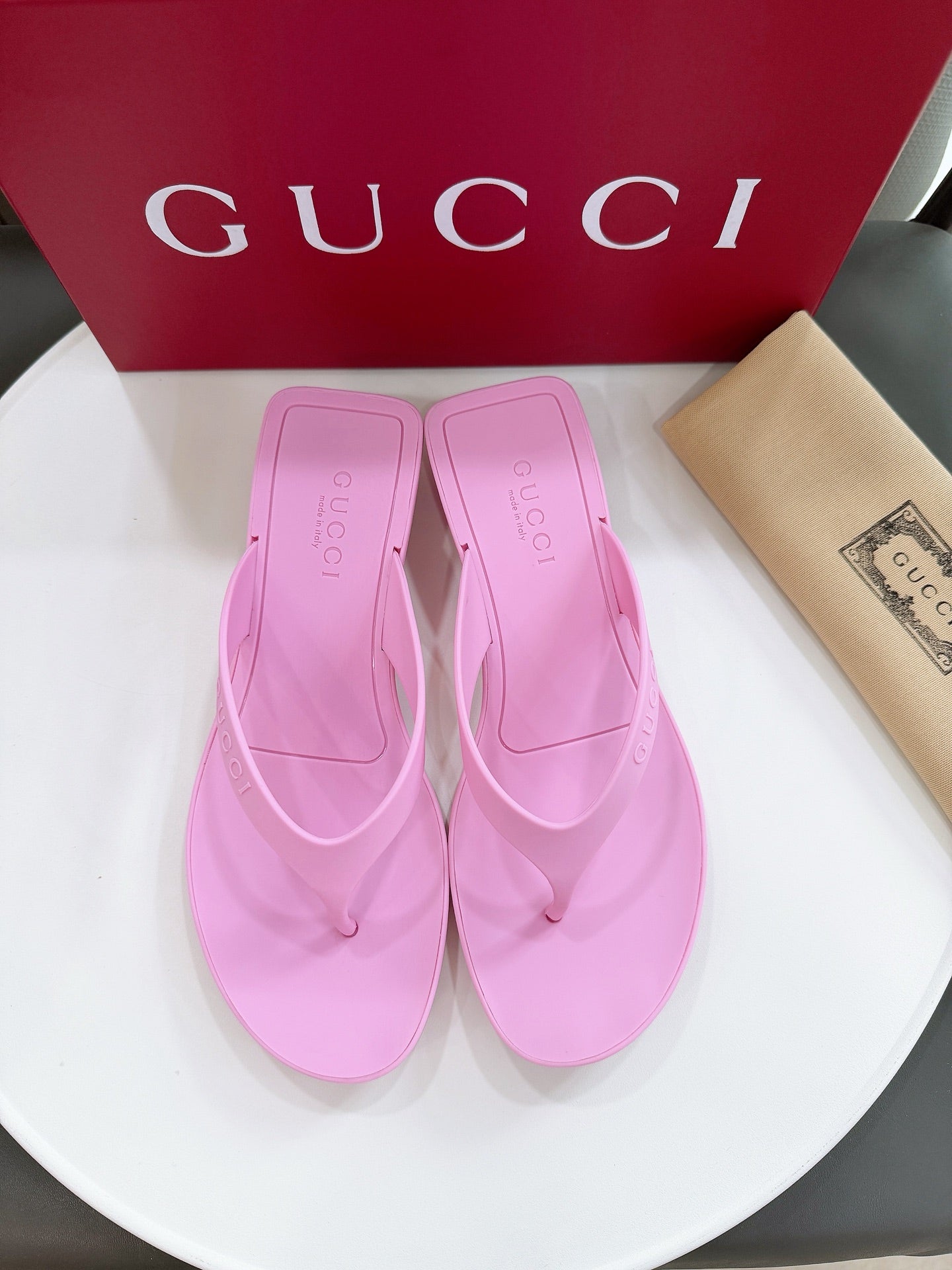 GG Sandals