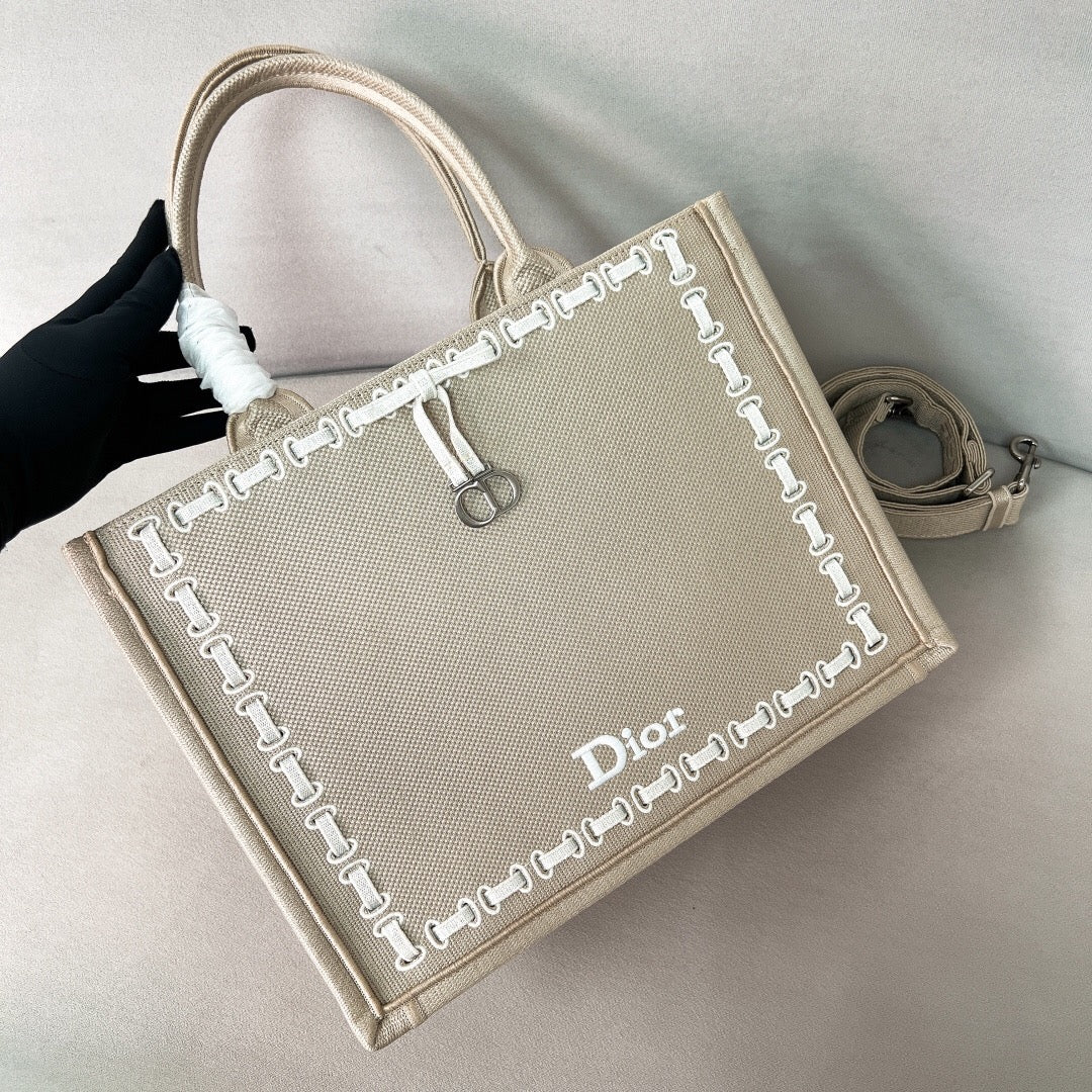Medium Book Tote
