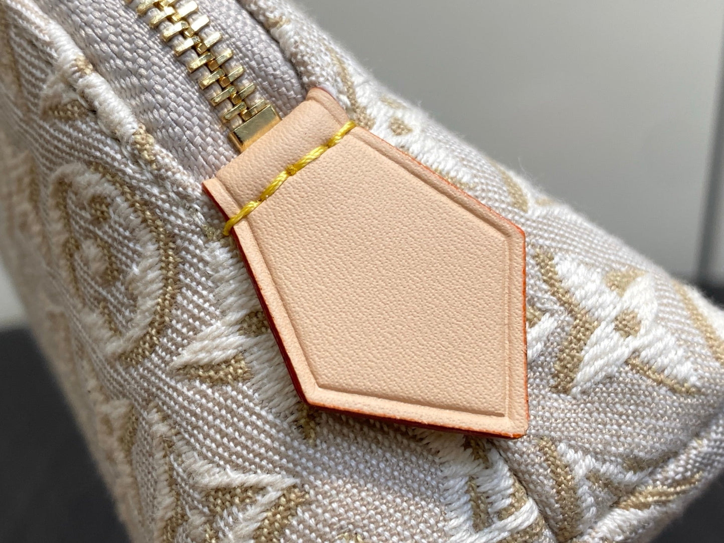Cosmetic Pouch PM