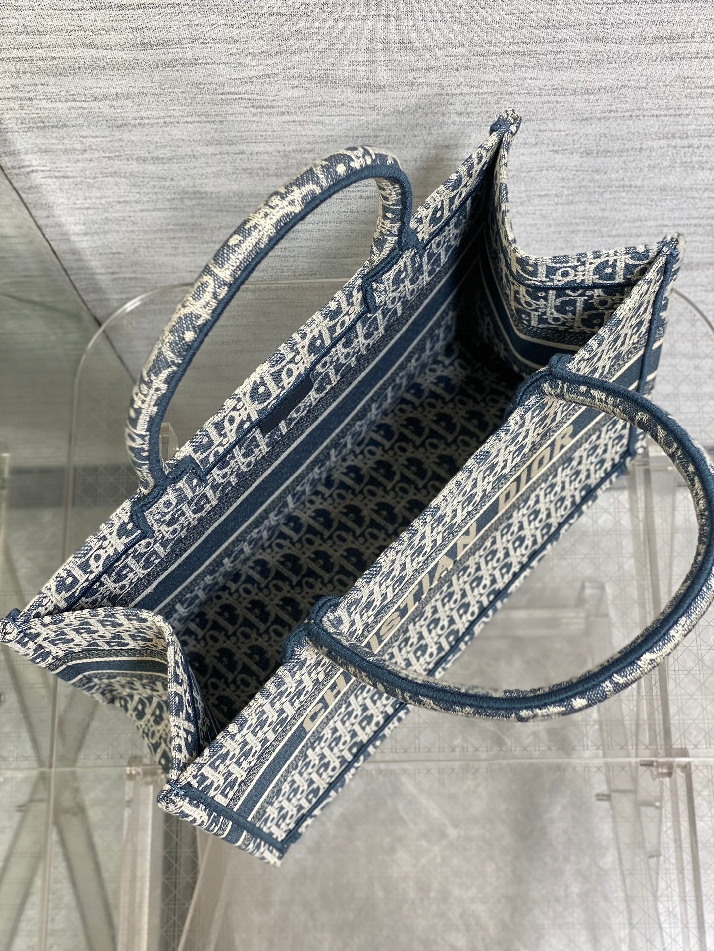 Medium Book Tote