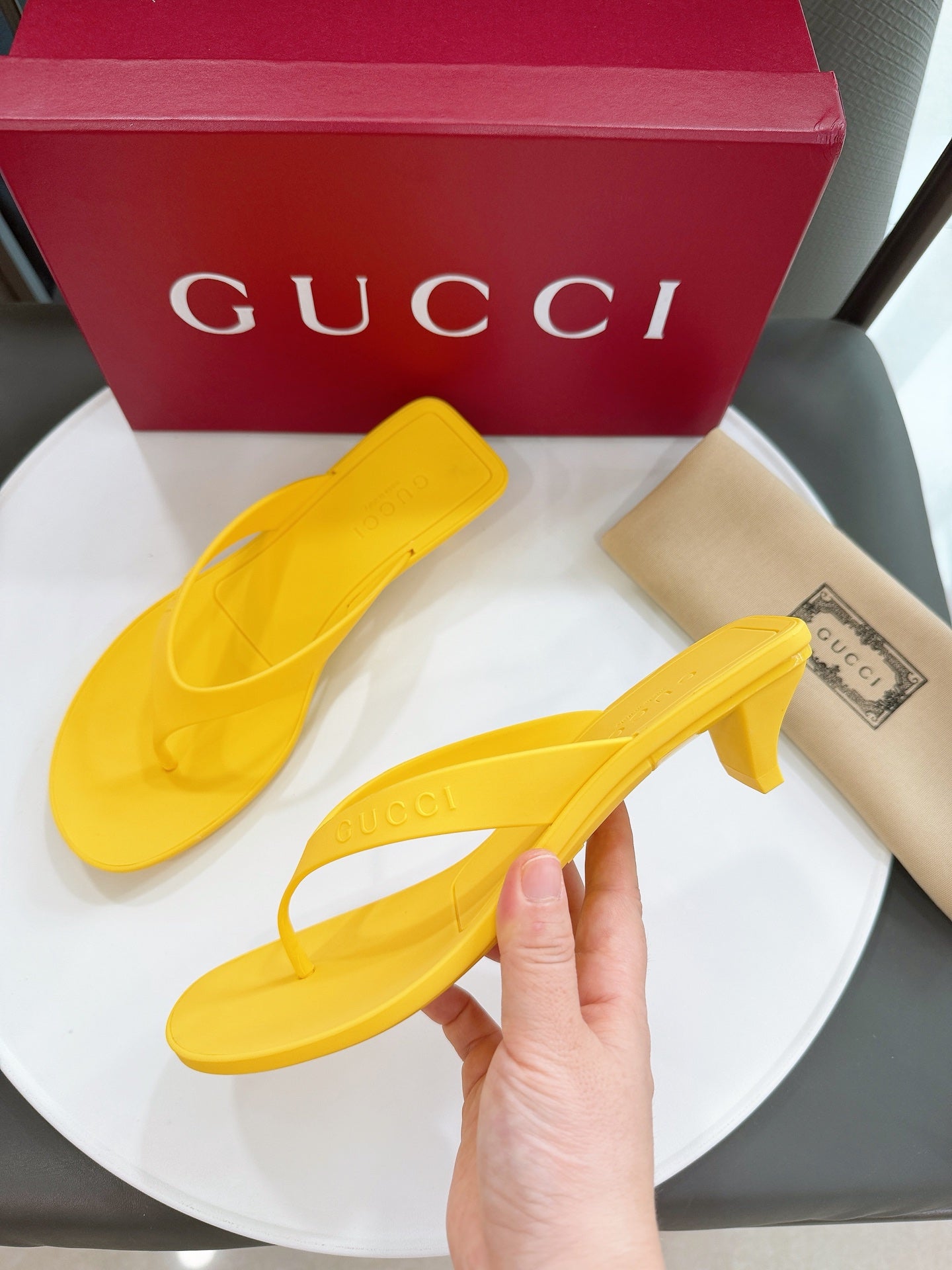 GG Sandals
