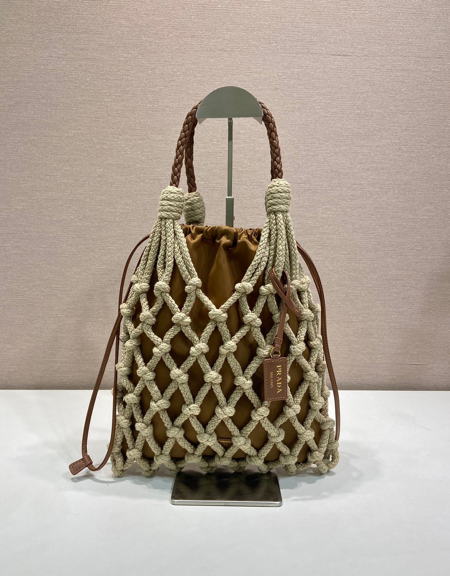 Noue Tote