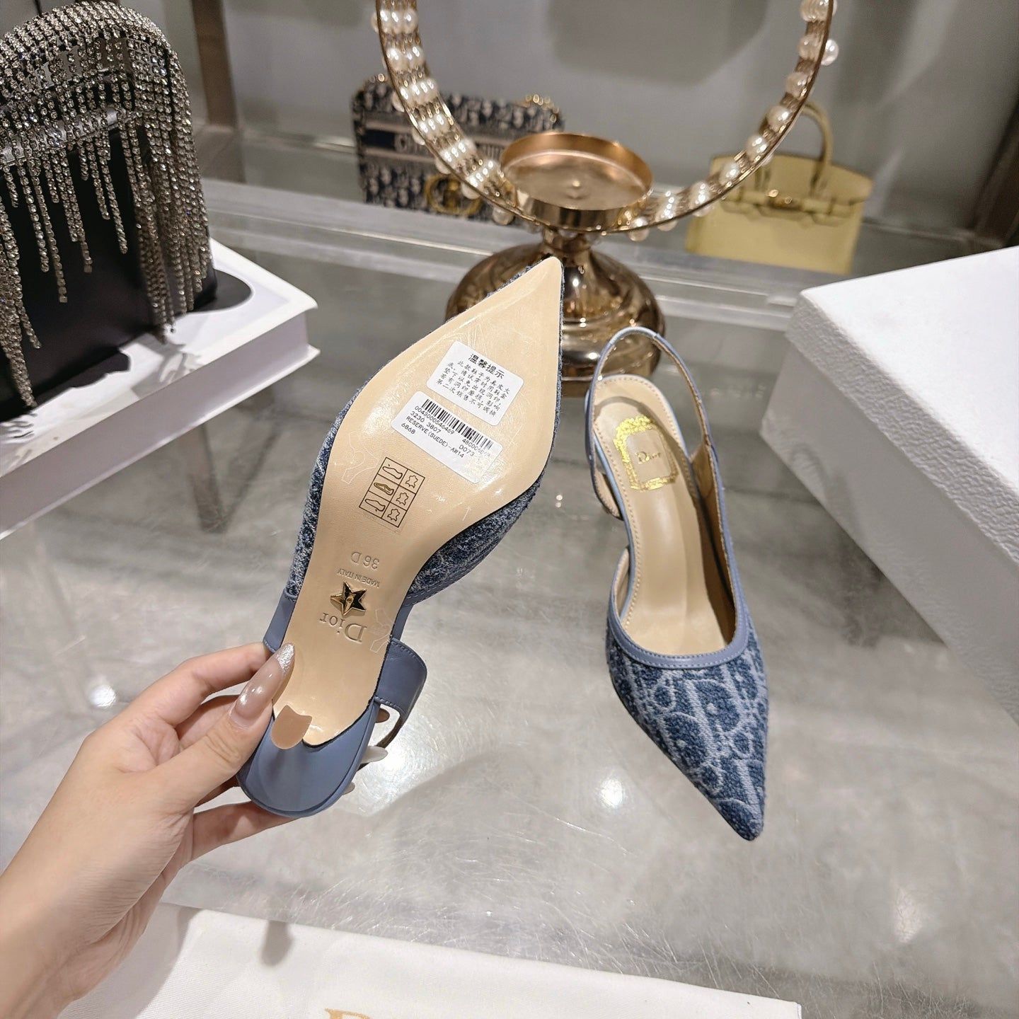 Oblique Pumps