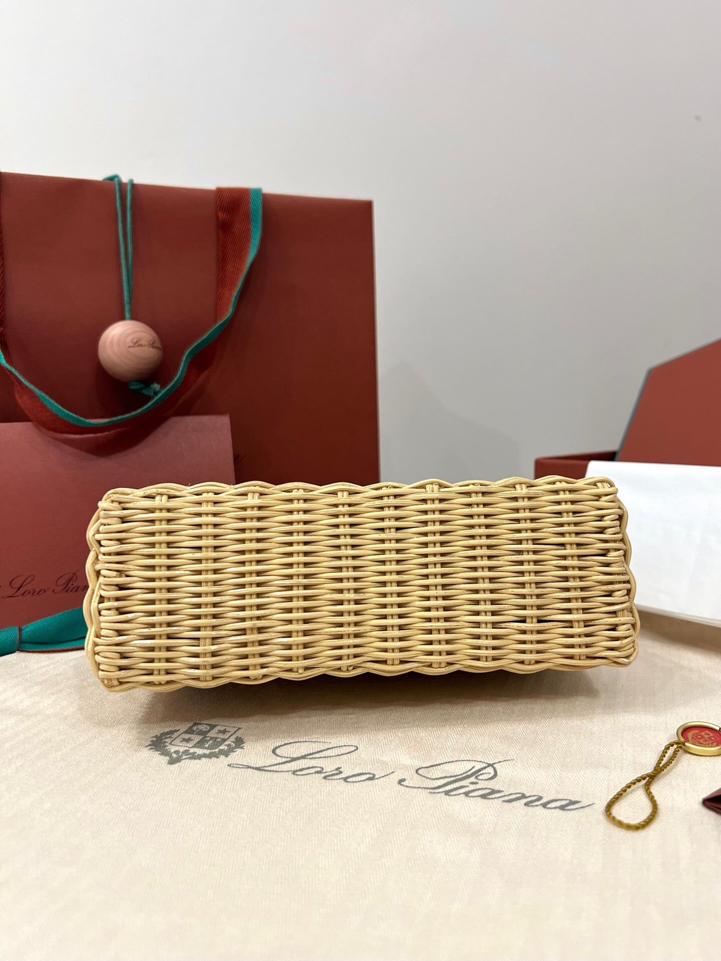 Extra Wicker Bag