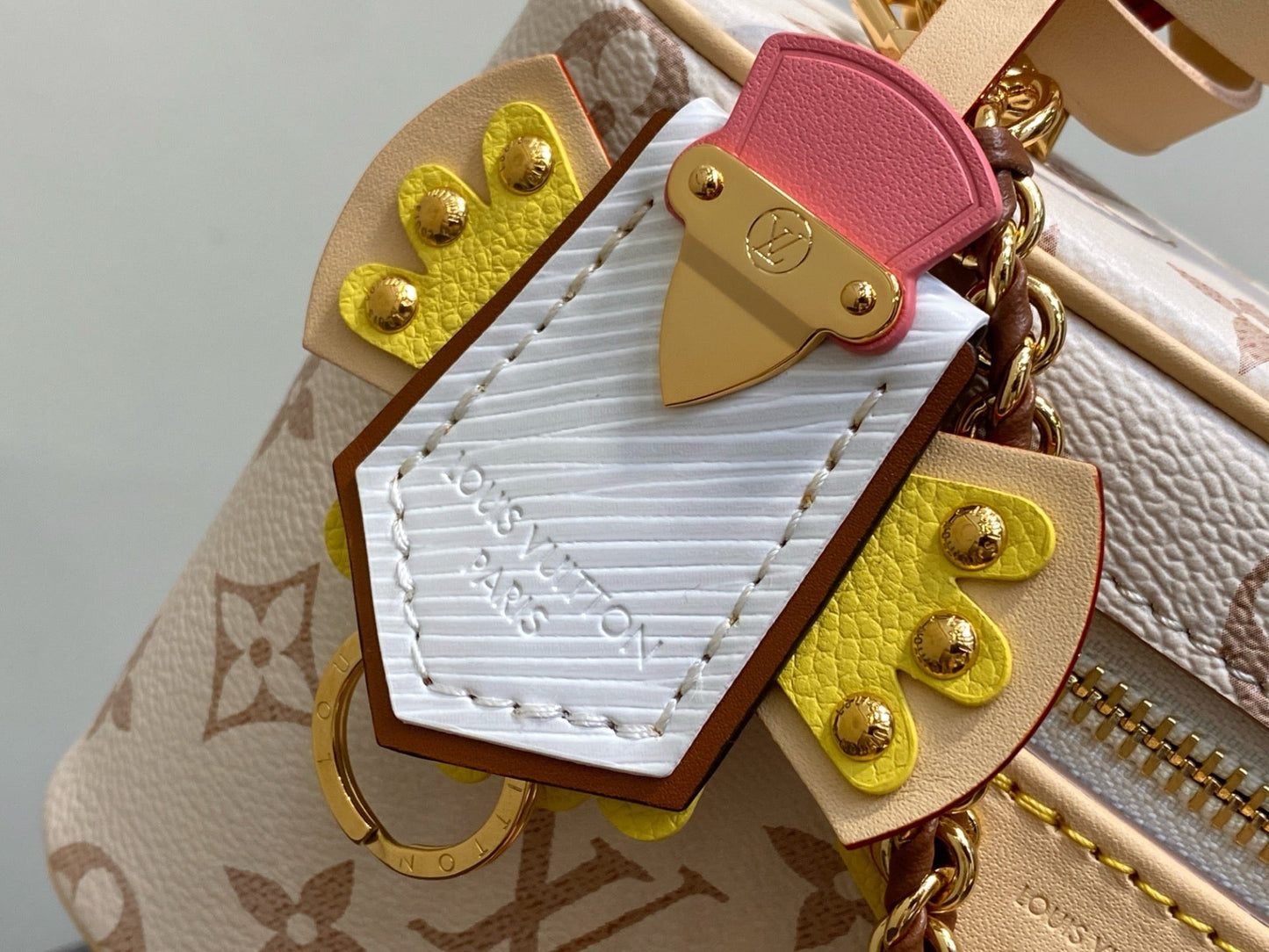 Vanity Chain Pouch