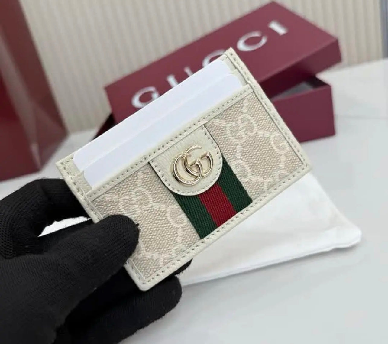 Ophidia Card Holder