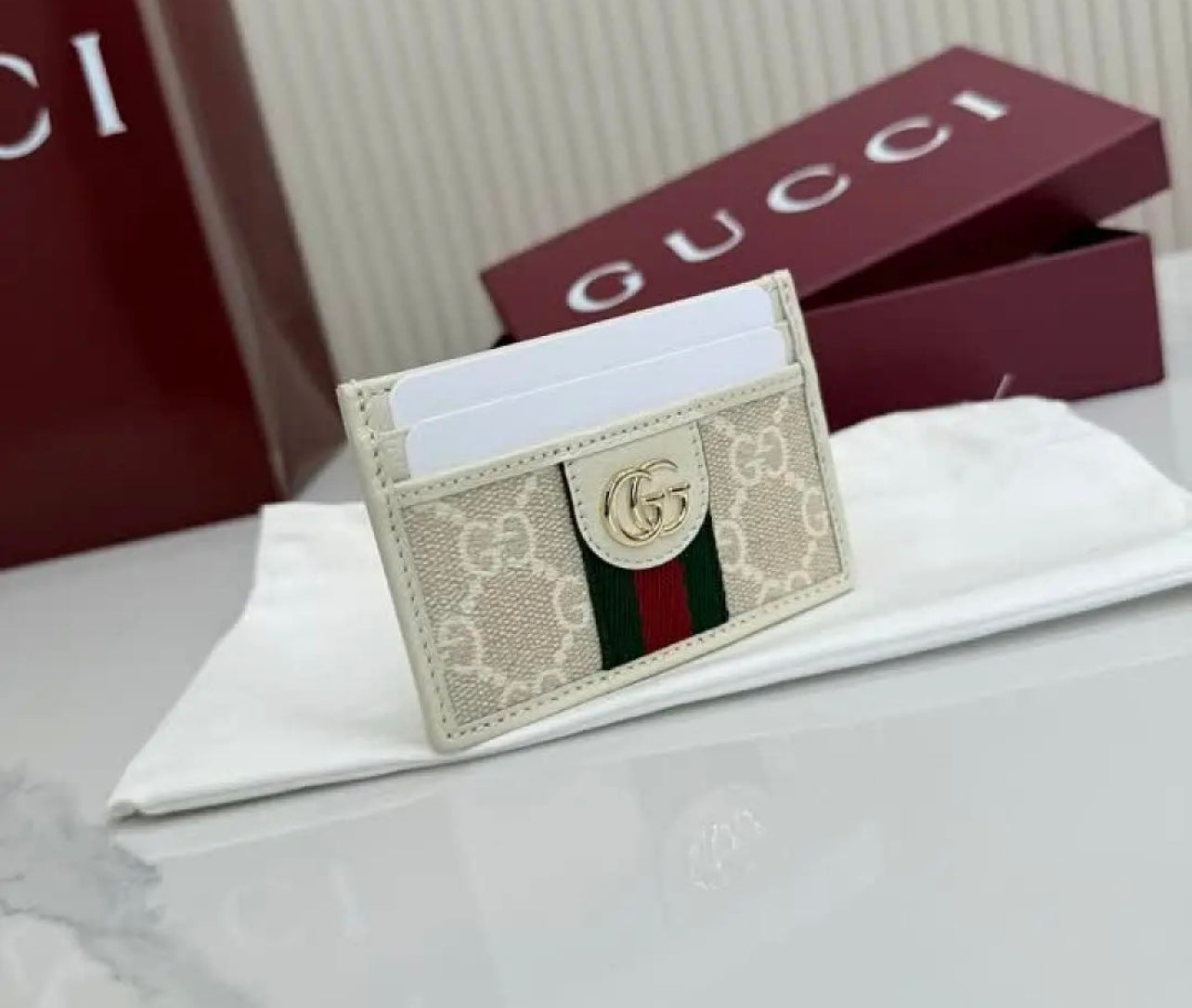 Ophidia Card Holder