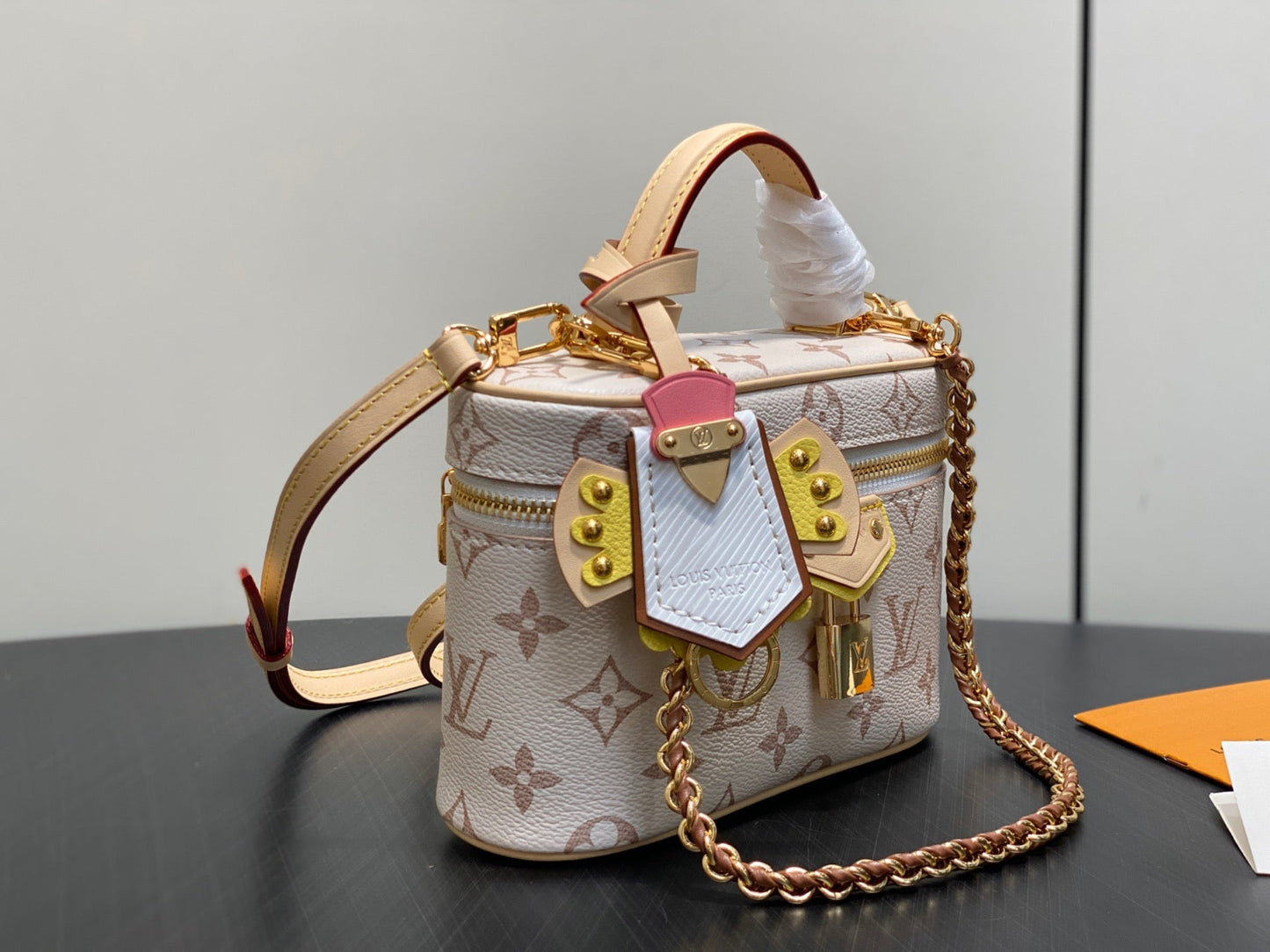 Vanity Chain Pouch
