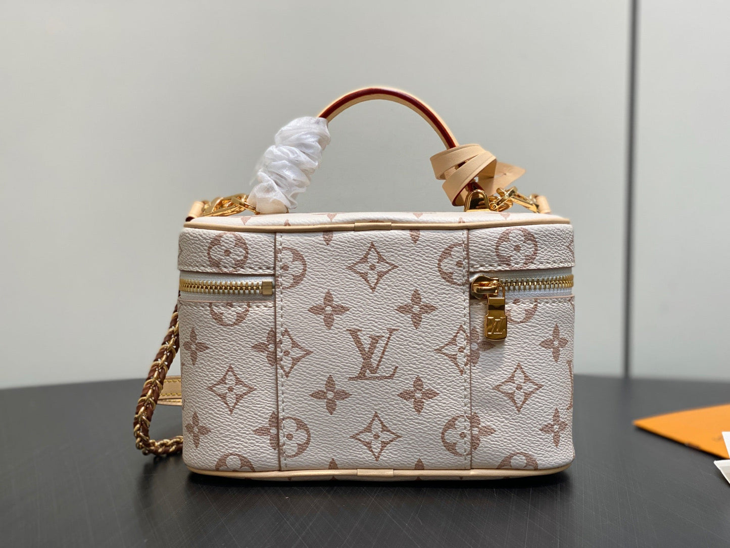 Vanity Chain Pouch
