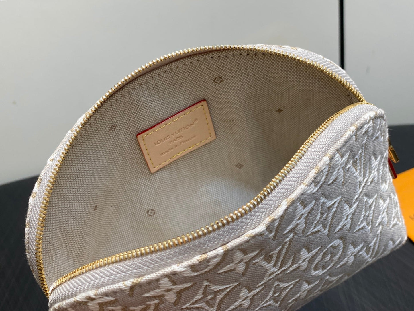 Cosmetic Pouch PM