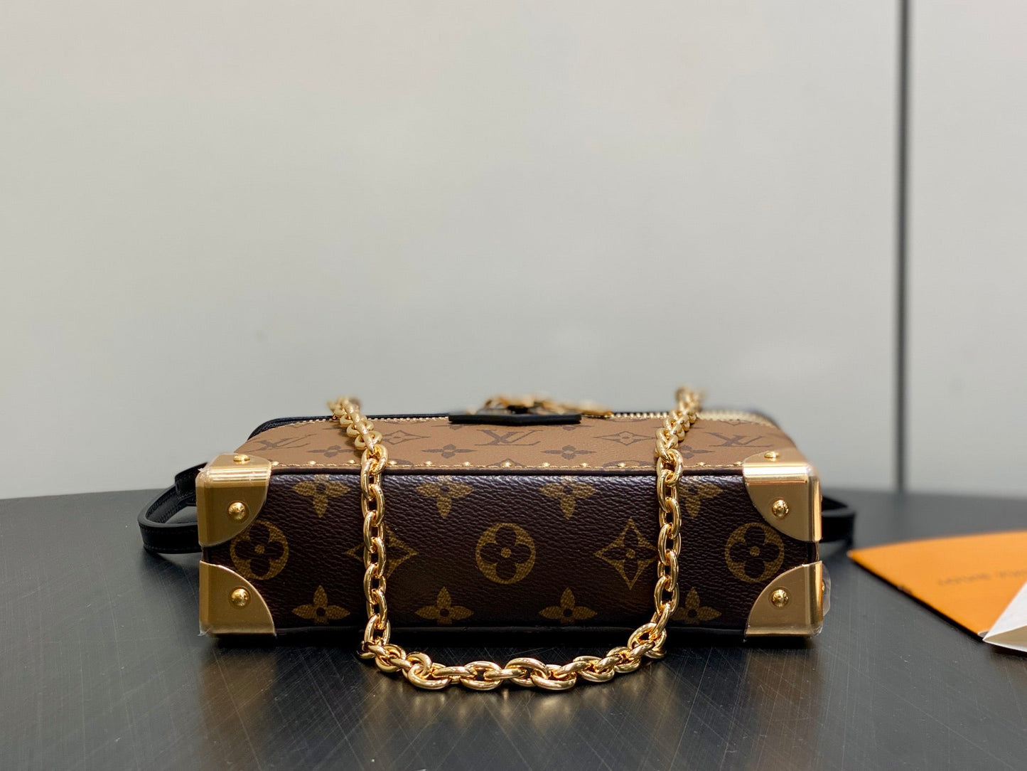 Trunk Vanity