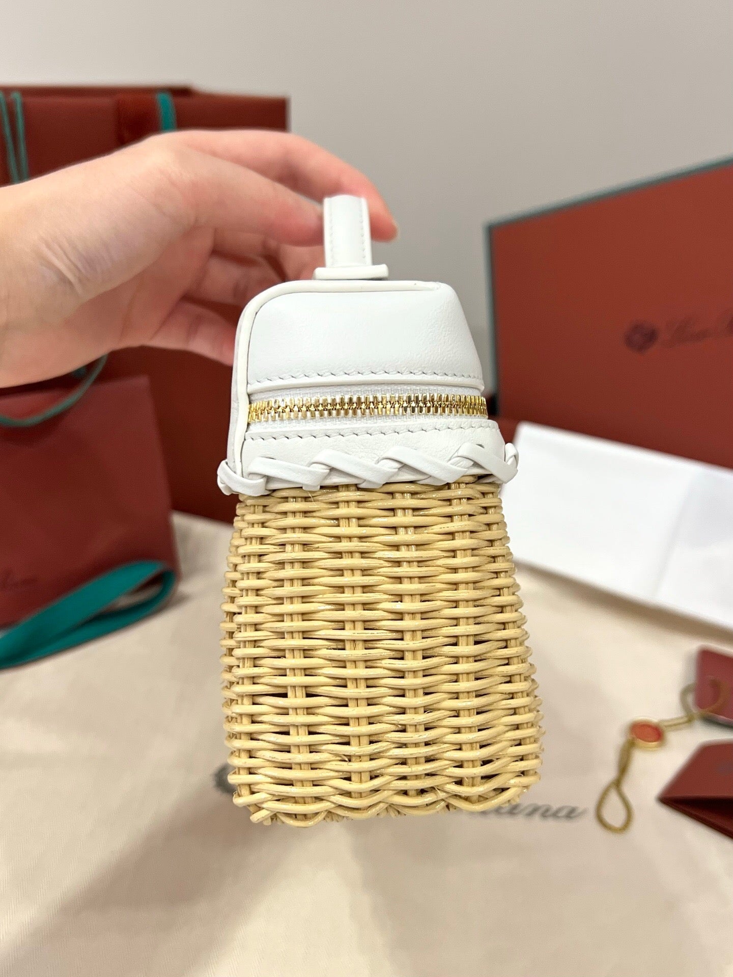 Extra Wicker Bag