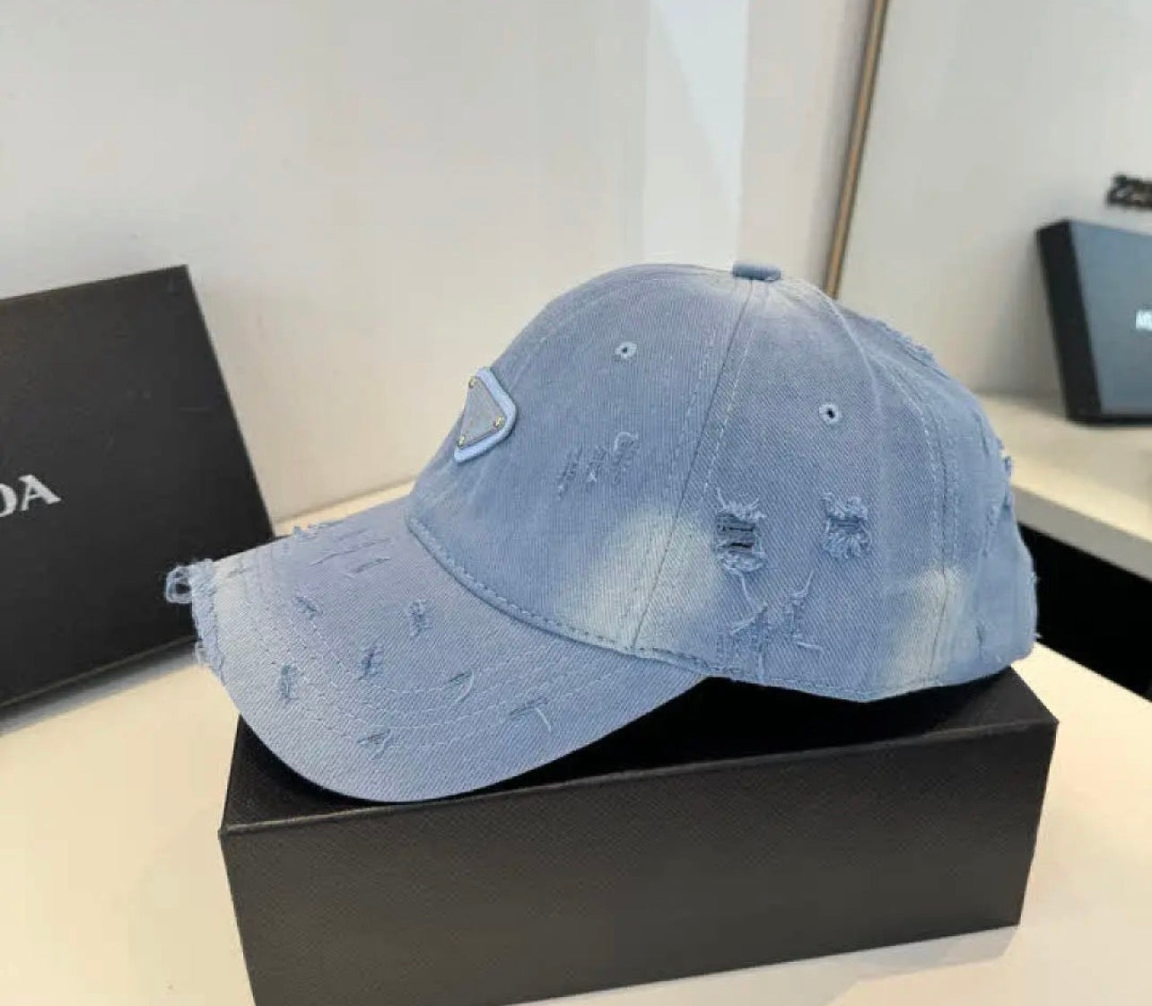 Logo Cap