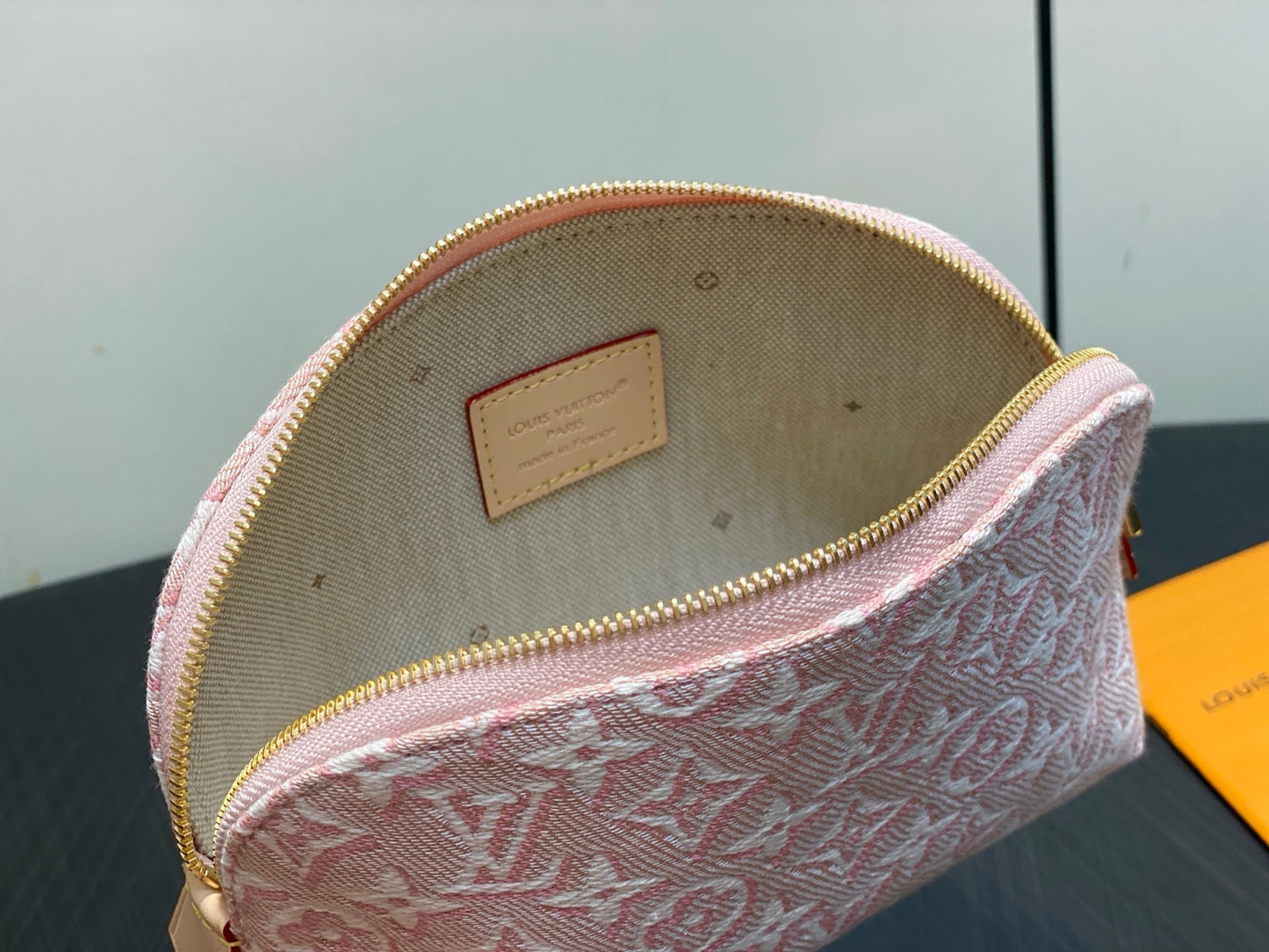 Cosmetic Pouch PM