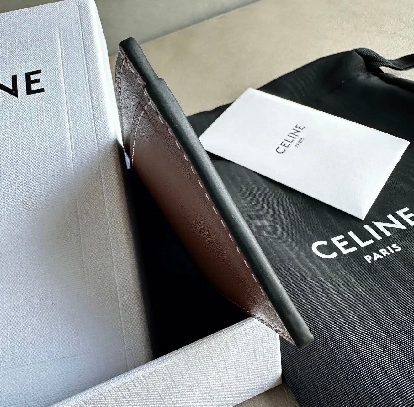 Triomphe Card Holder