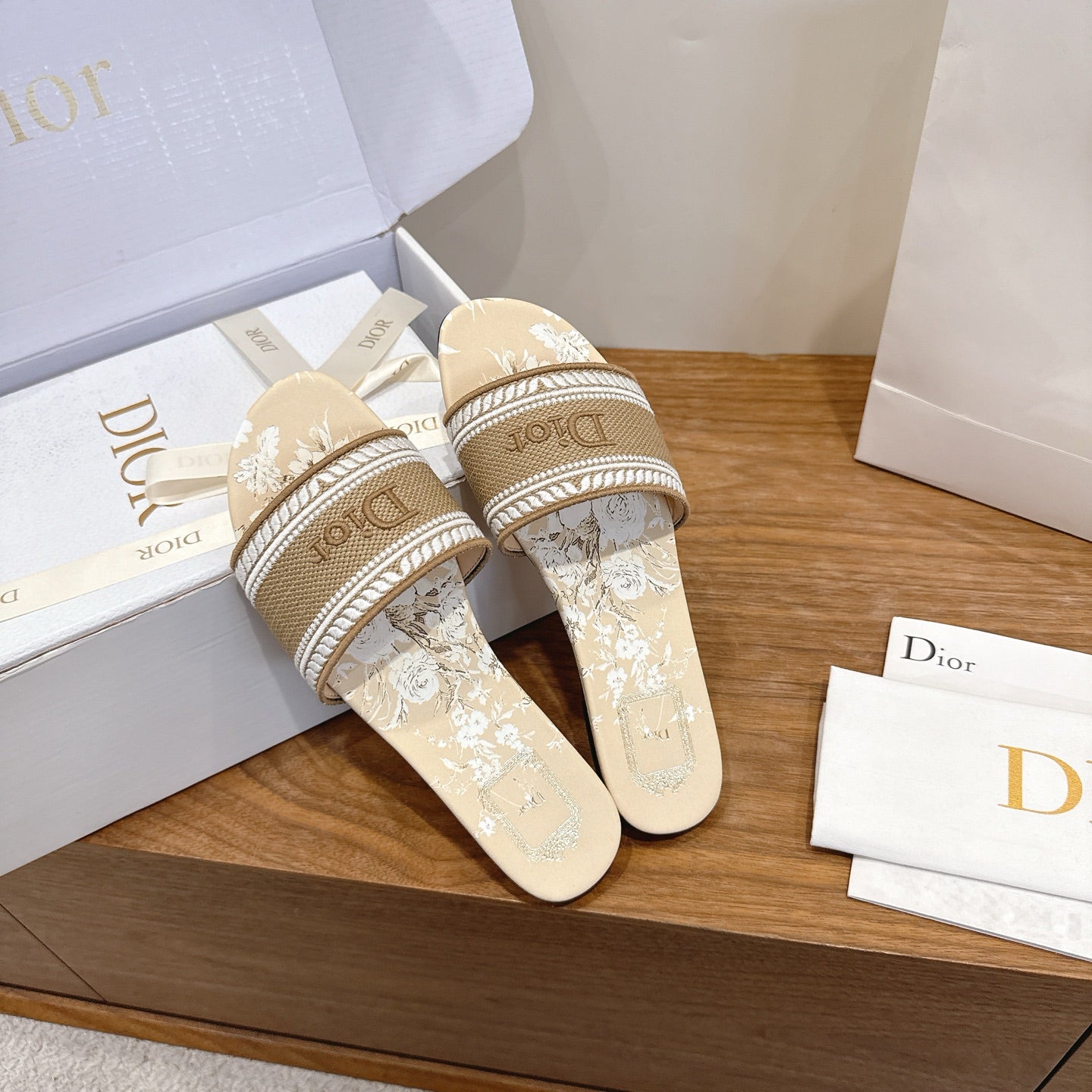Dway Mules