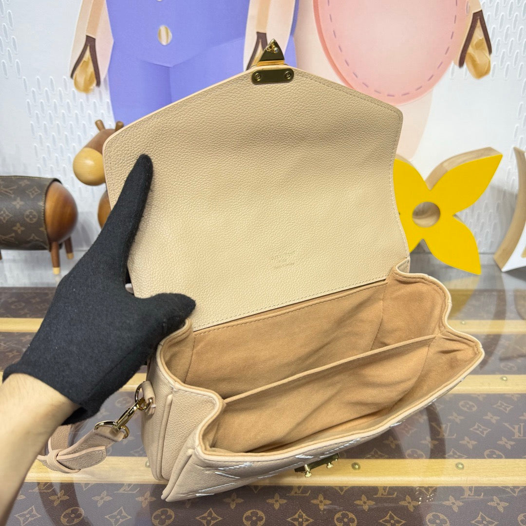 Pochette Metis