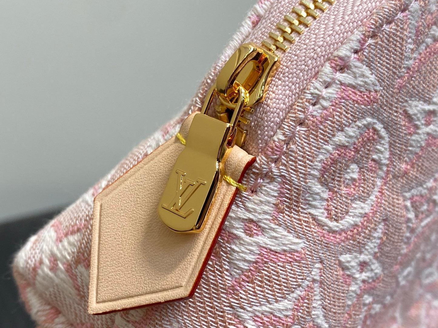 Cosmetic Pouch PM