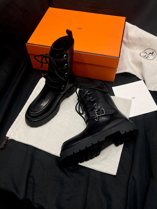 Land Boots