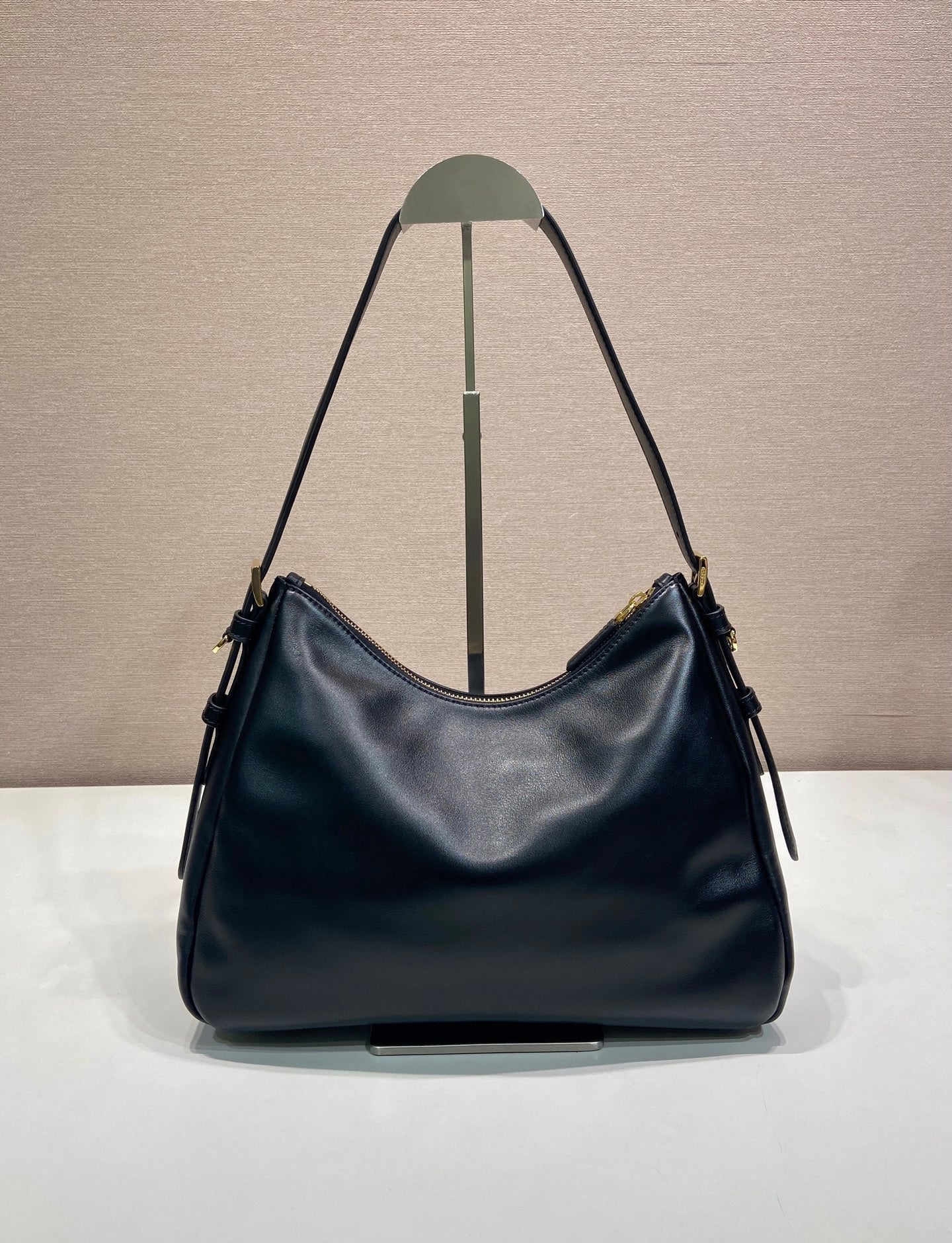 Aimee Medium Shoulder Bag