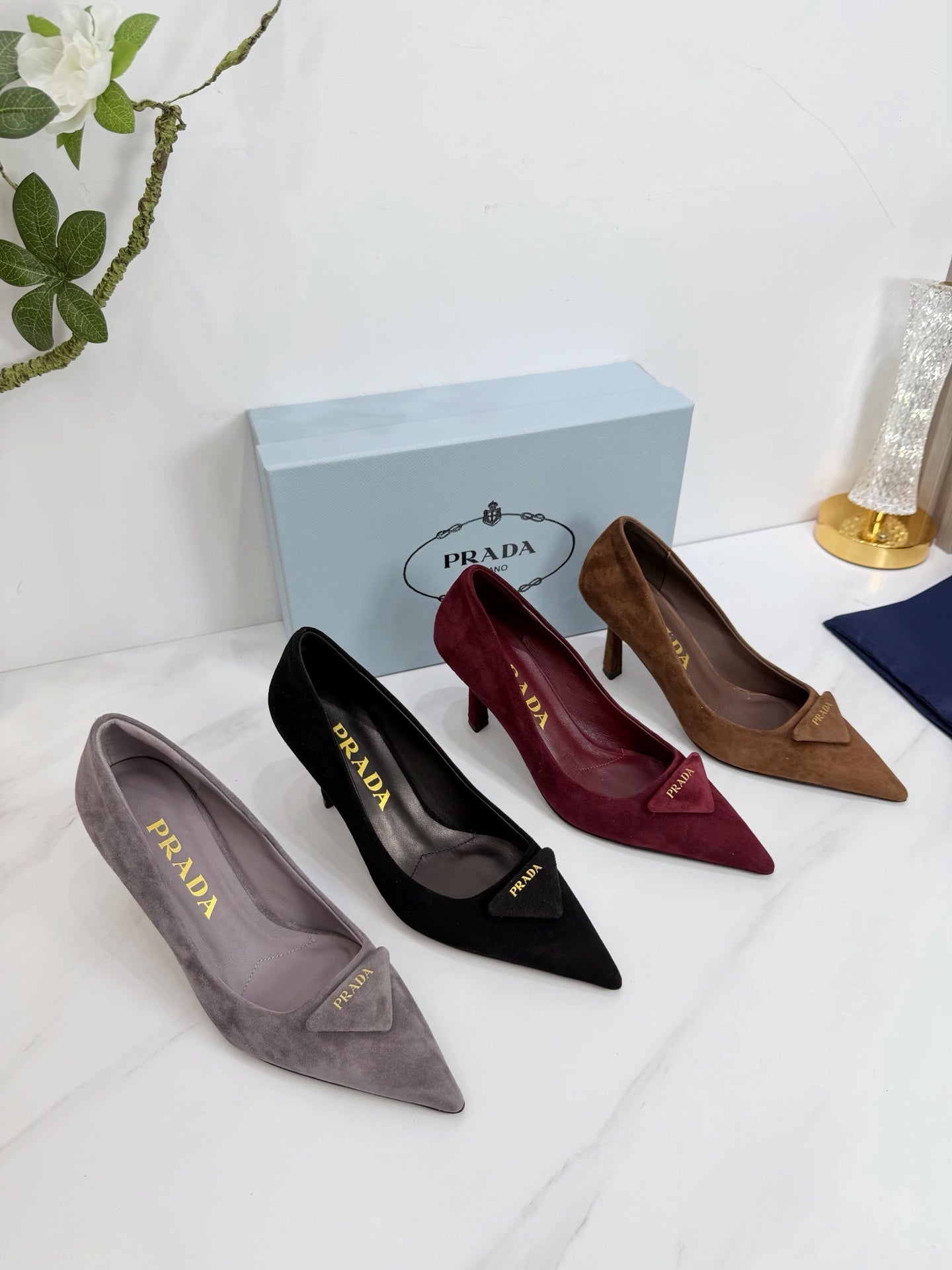 Suede Pumps