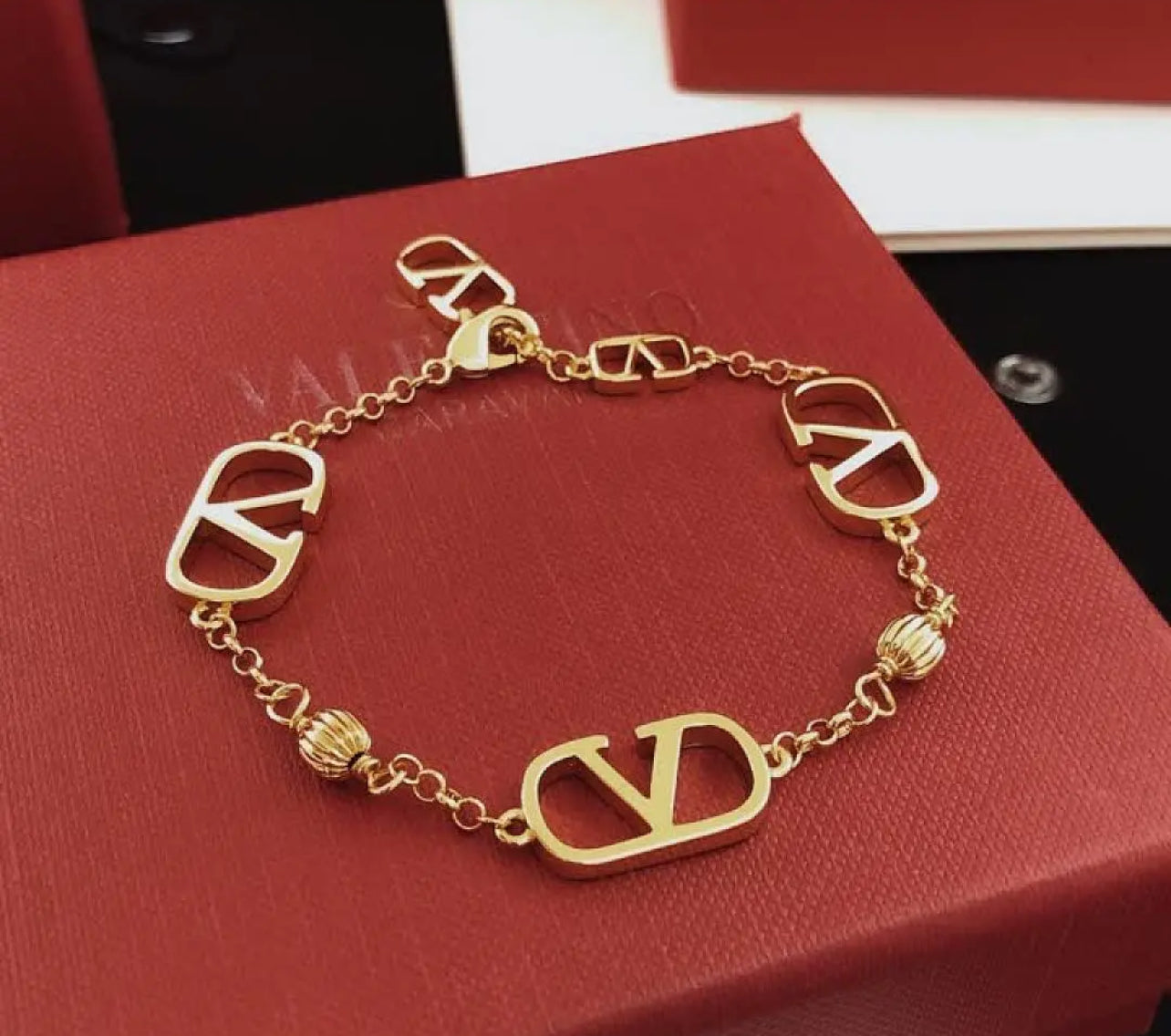 Logo Bracelet