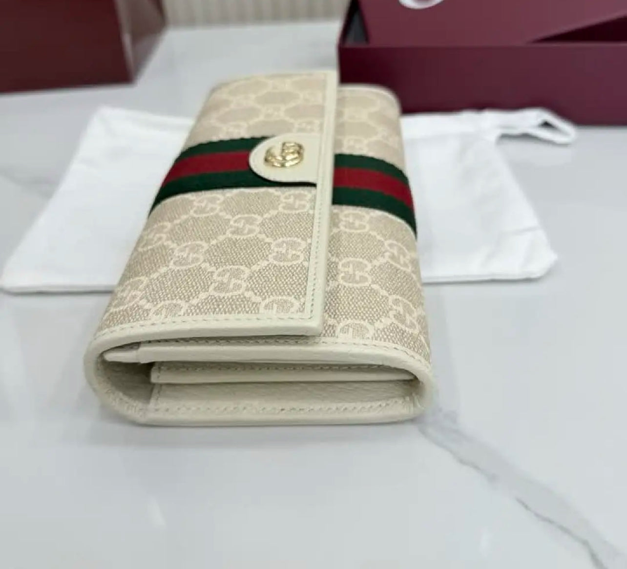 Continental Wallet