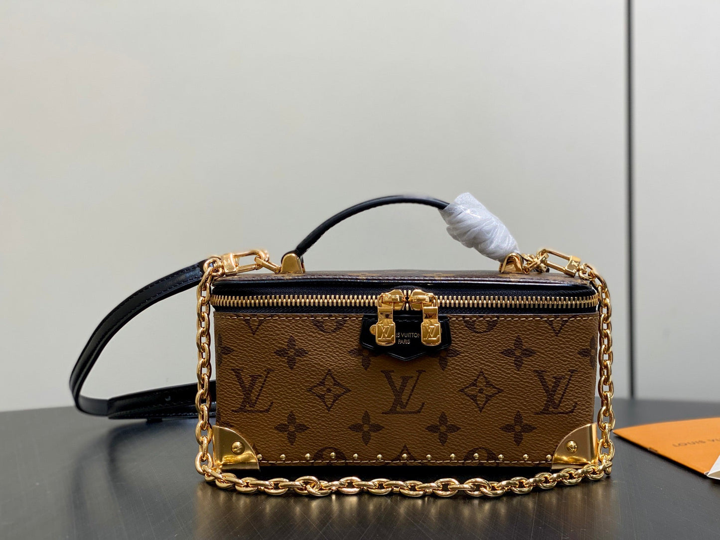 Trunk Vanity