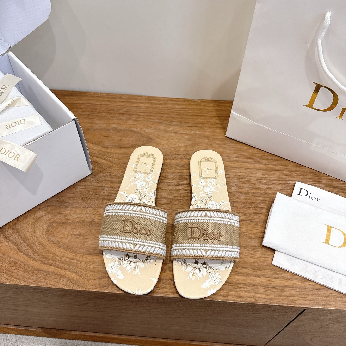 Dway Mules