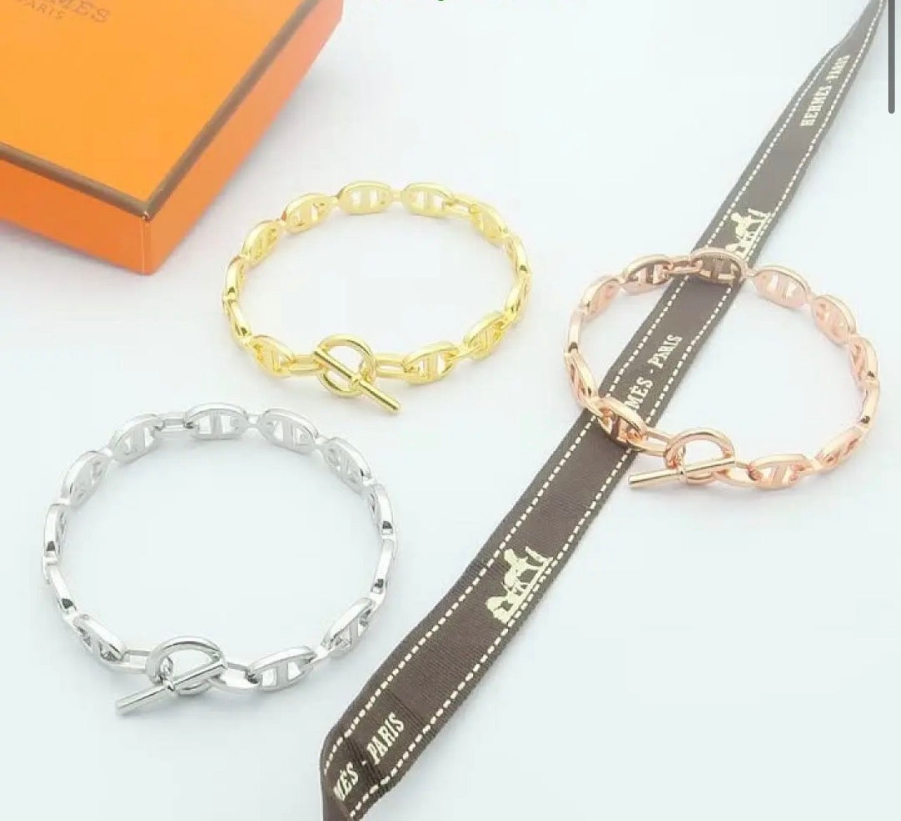 Enchainee Bracelet