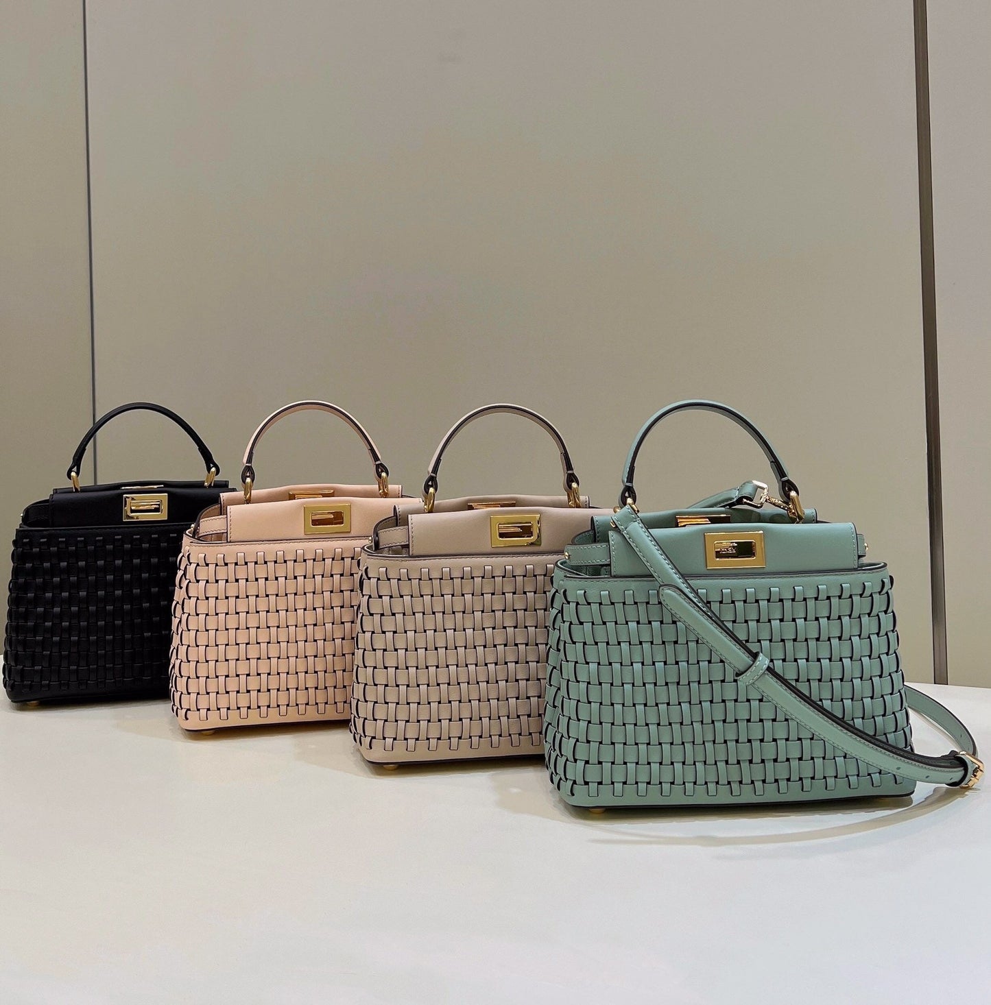 Peekaboo Mini