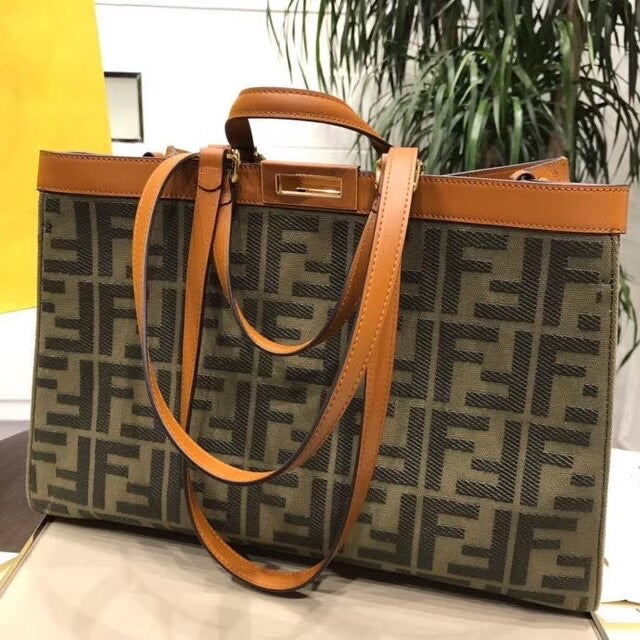 Peekaboo X Tote