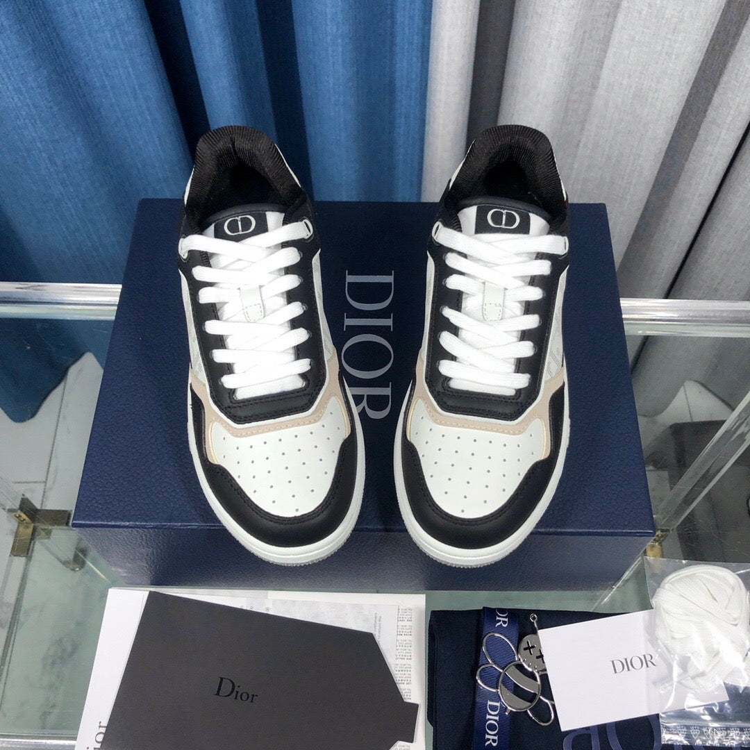 B30 Sneaker